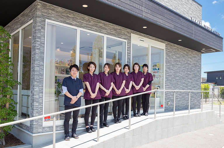 スタッフ集合写真